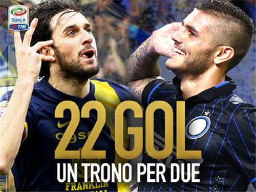 足球国足忙碌备战，训练场加练至夜晚