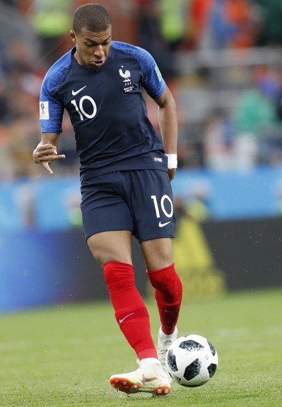 逆天补射，全队都被点燃